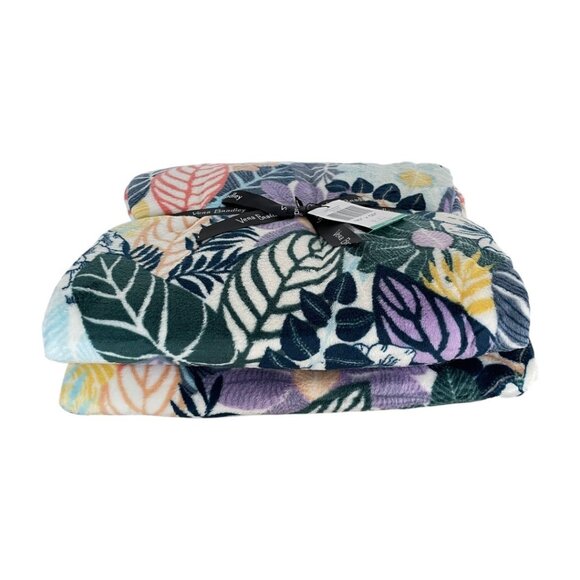 Vera Bradley Palm Floral Plush Throw Blanket - Picture 6 of 8